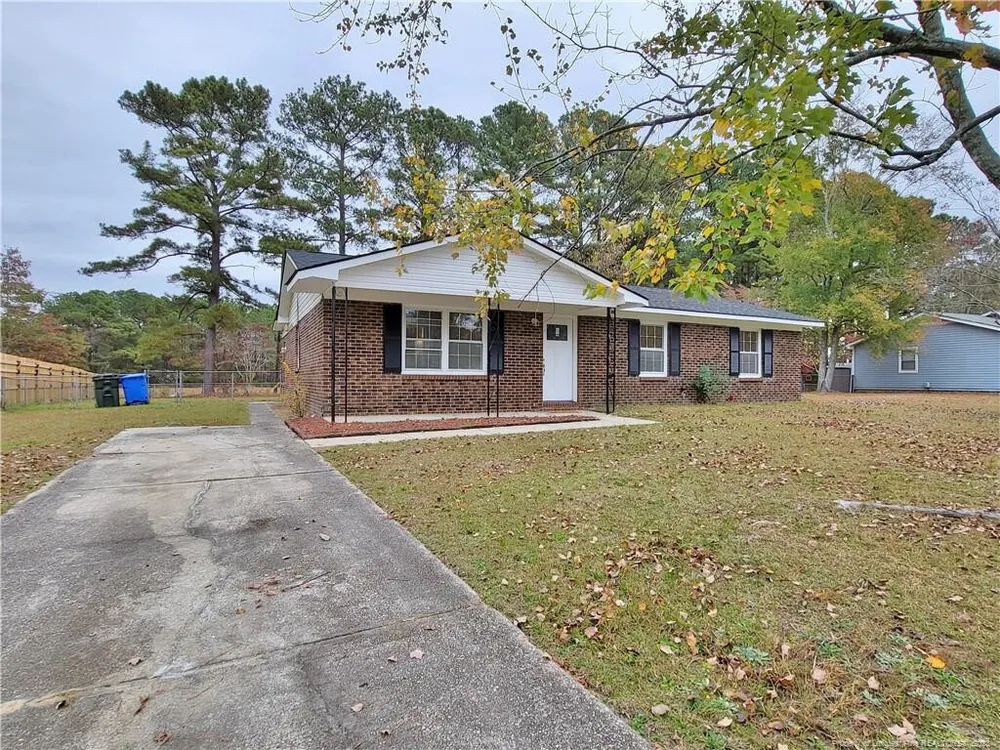 3520 Torbay Dr, Fayetteville, NC 28311