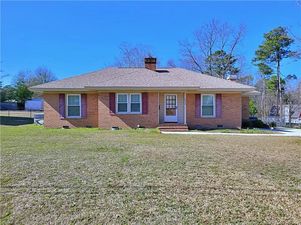 5213 Rodwell Rd, Fayetteville, NC 28311