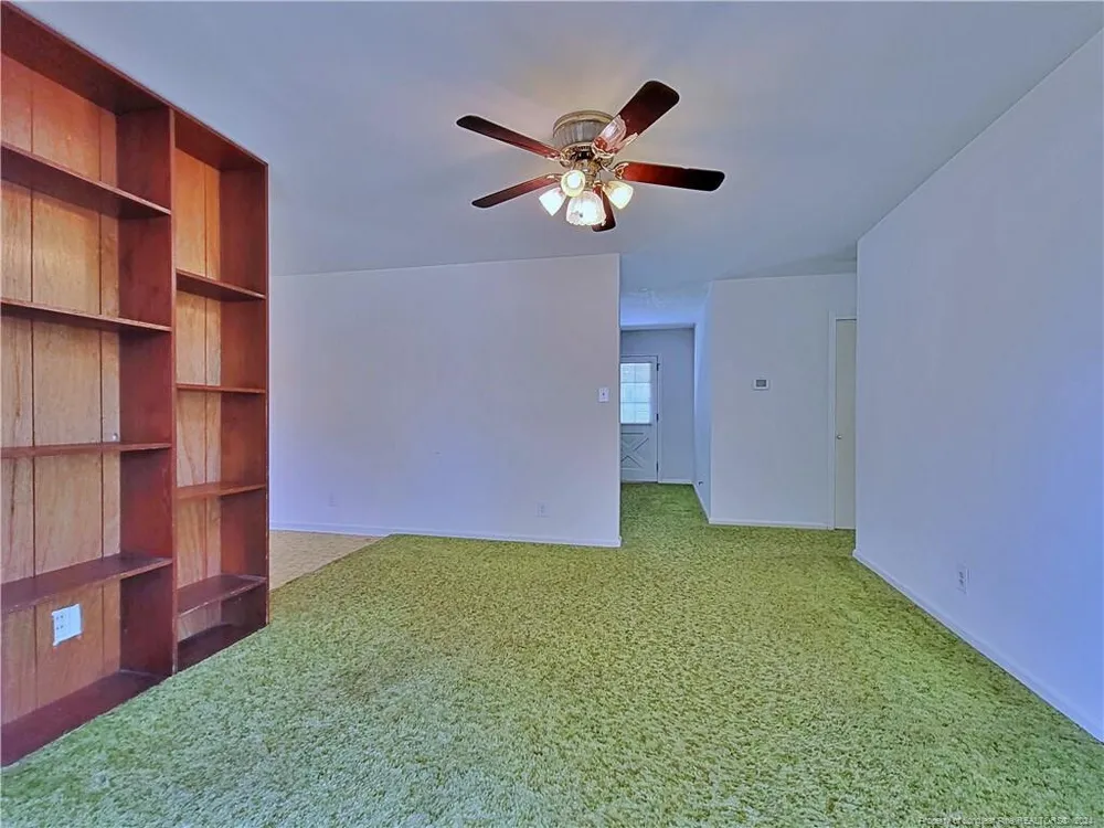 5213 Rodwell Rd, Fayetteville, NC 28311