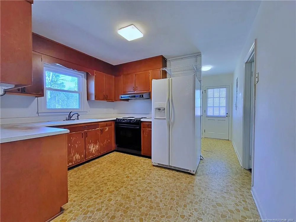 5213 Rodwell Rd, Fayetteville, NC 28311