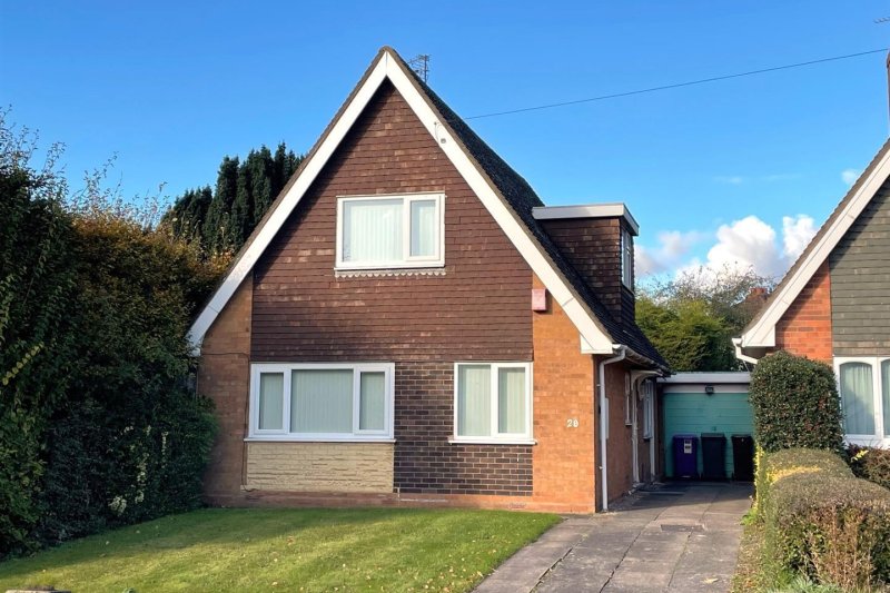 3 bedroom property for sale in Castlecroft Road, Castlecroft Offers