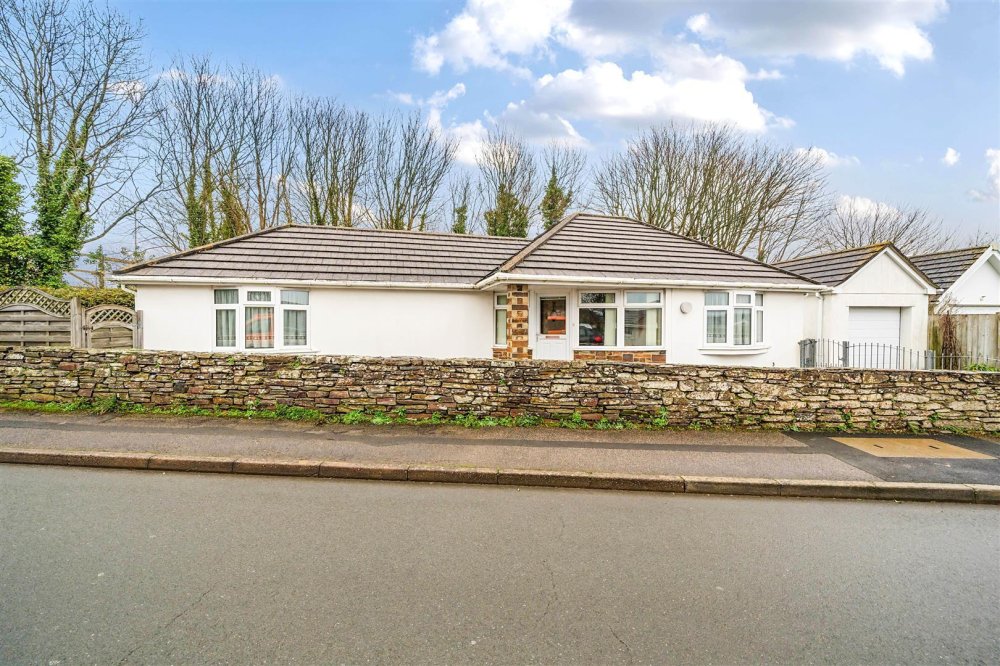 Stags 2 bedroom property for sale in St. Matthews Hill, Wadebridge