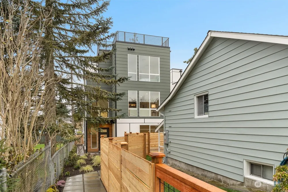 8849 30th Ave SW, Seattle, WA 98126-3714