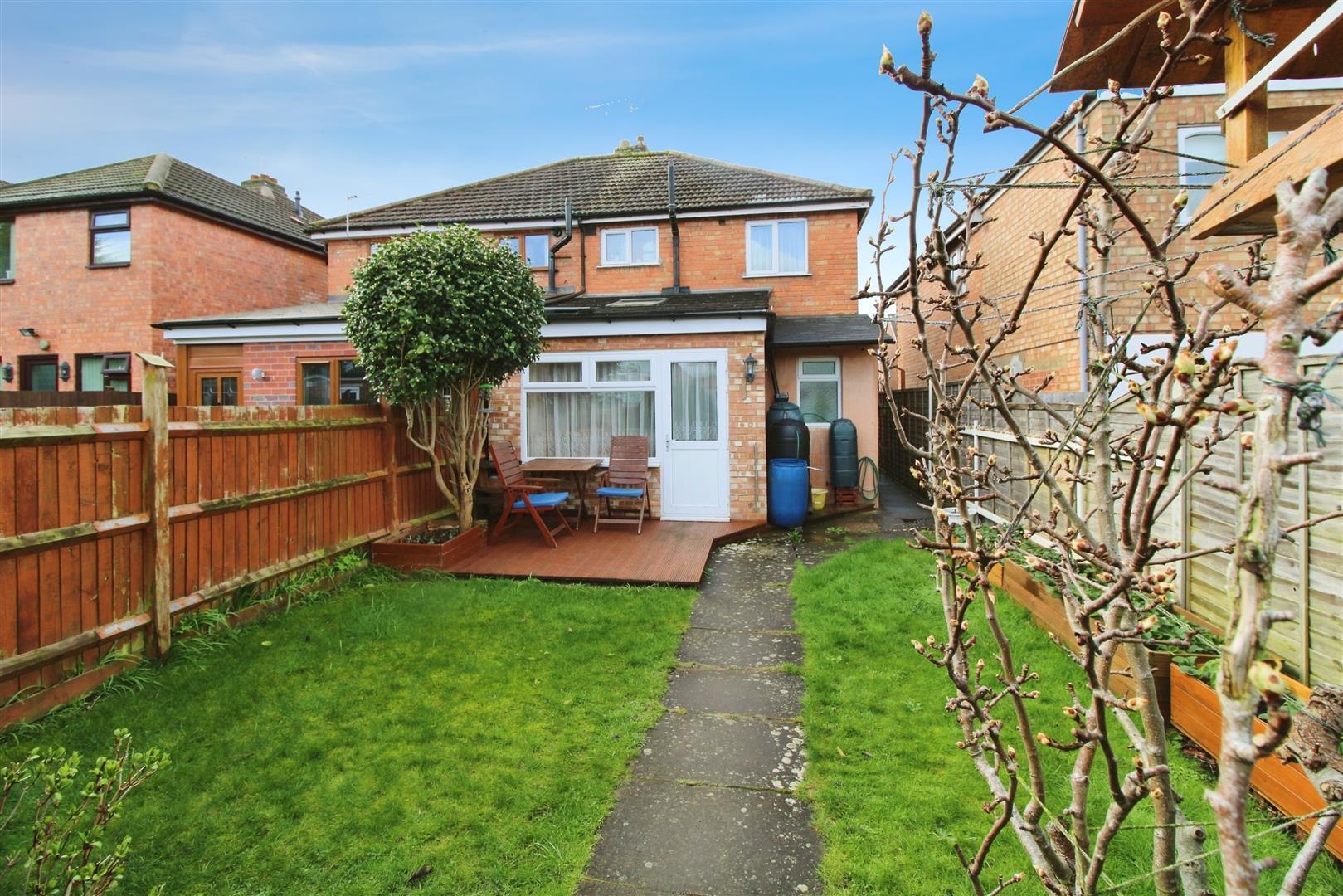 2 bedroom property for sale in Tower Road, Rugby Guide price £245,000