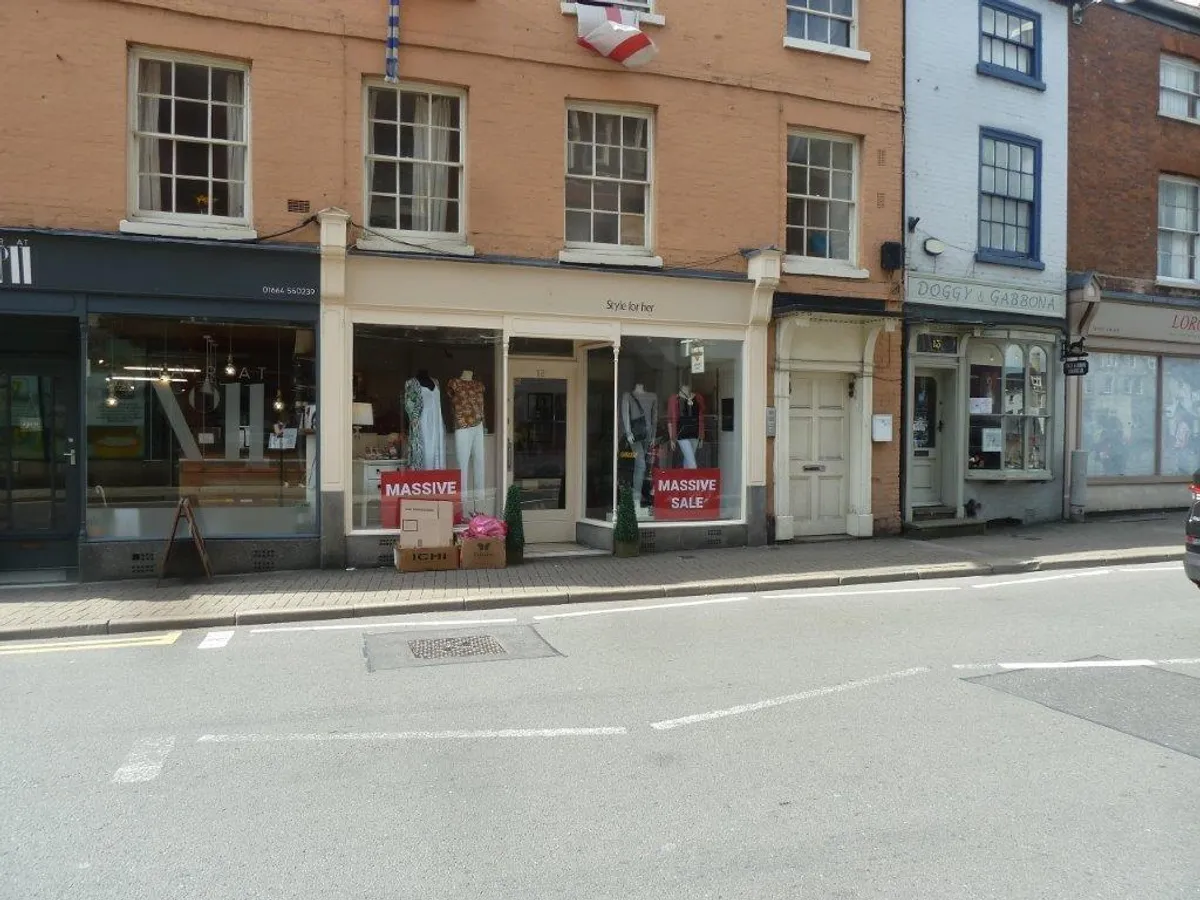 12 Market Place, Melton Mowbray. LE13 1XD