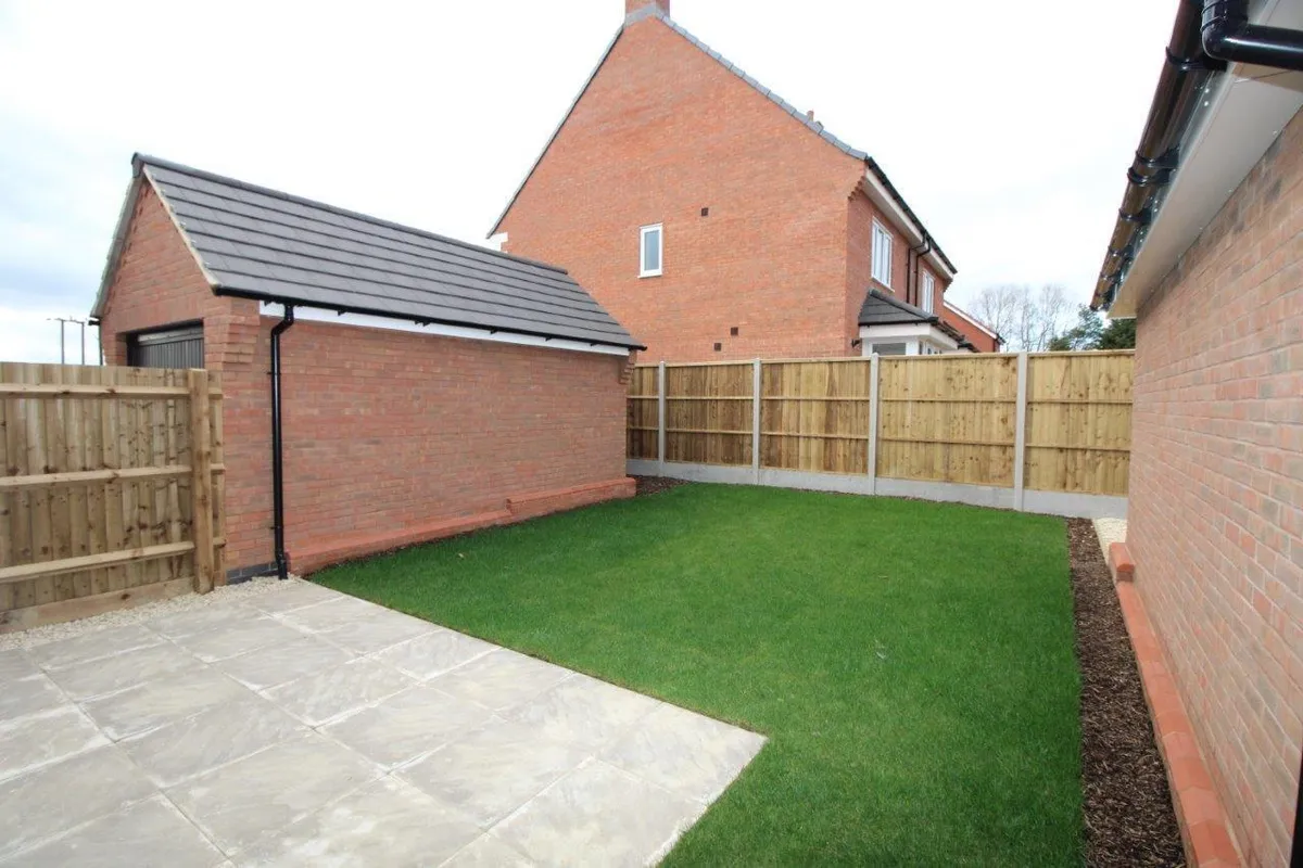 GRANGE CLOSE, MELTON MOWBRAY