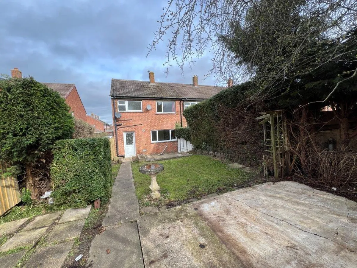 BLAKENEY CRESCENT, MELTON MOWBRAY