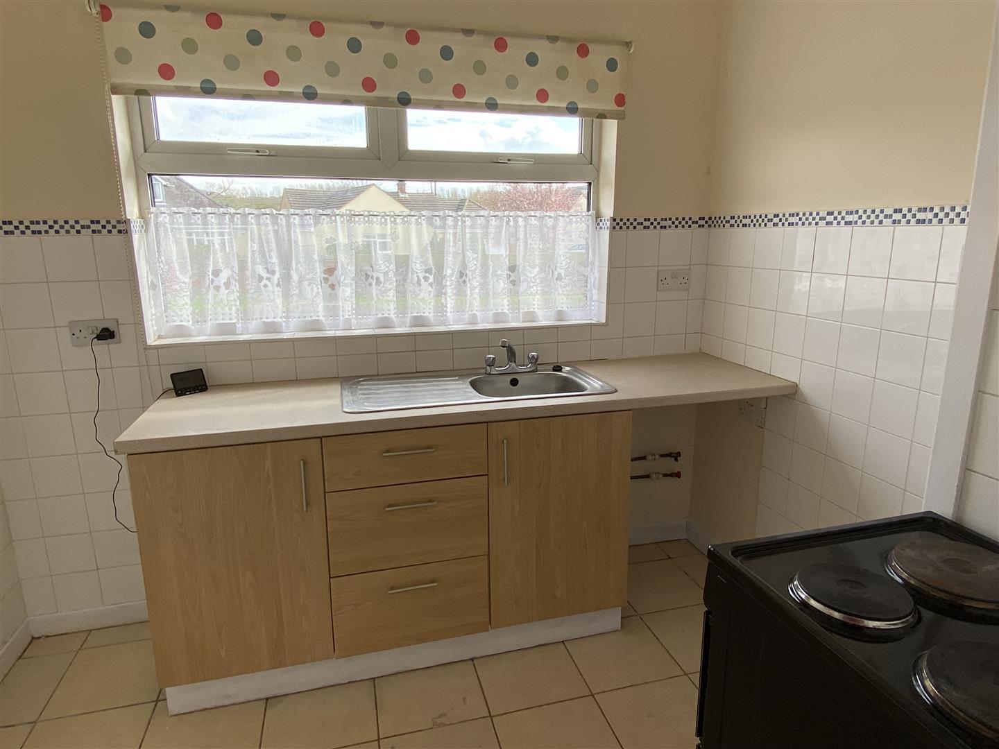 2 bedroom property for sale in Woodville Road, Hartshorne, DE11 7EX £