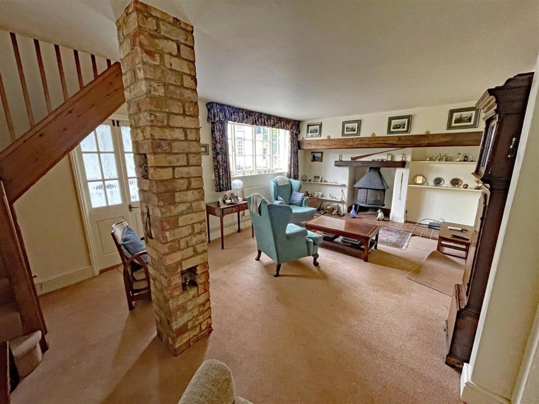 3 bedroom property for sale in Ruth Cottage, East Langton, Market