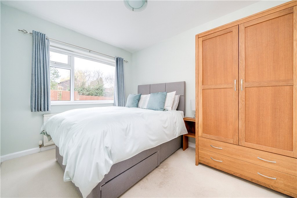 4 bedroom property for sale in Spofforth Lane, Follifoot, Harrogate