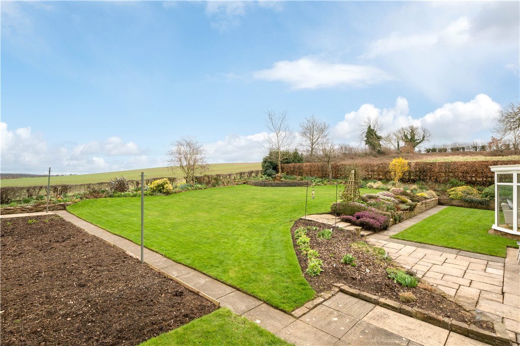 4 bedroom property for sale in Spofforth Lane, Follifoot, Harrogate