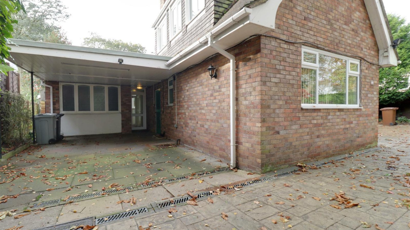 4 bedroom property for sale in The Fairway, Alsager Guide price £389,000