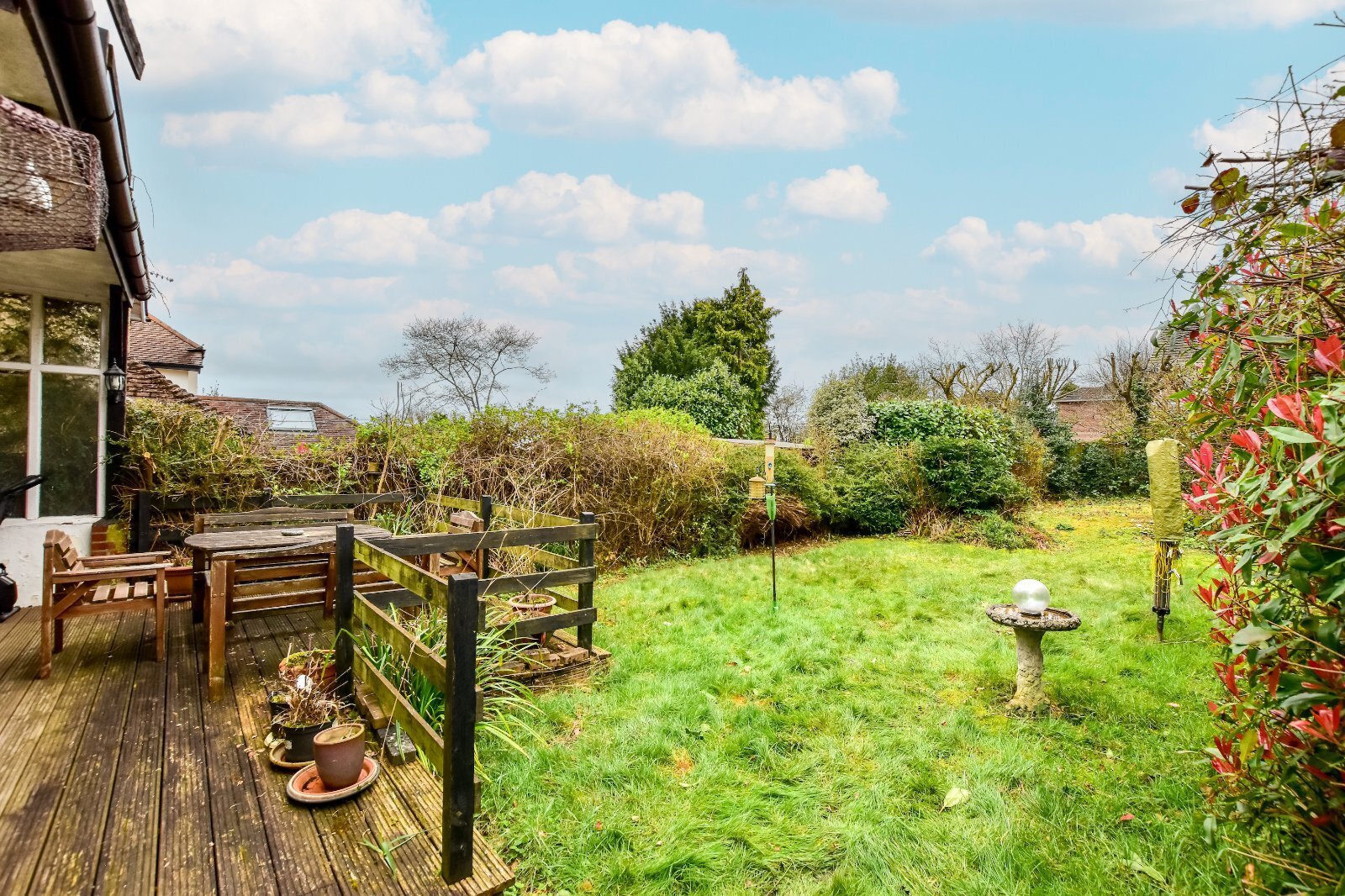 3 bedroom property for sale in Vicarage Lane, Kings Langley, Herts, WD4 £725,000