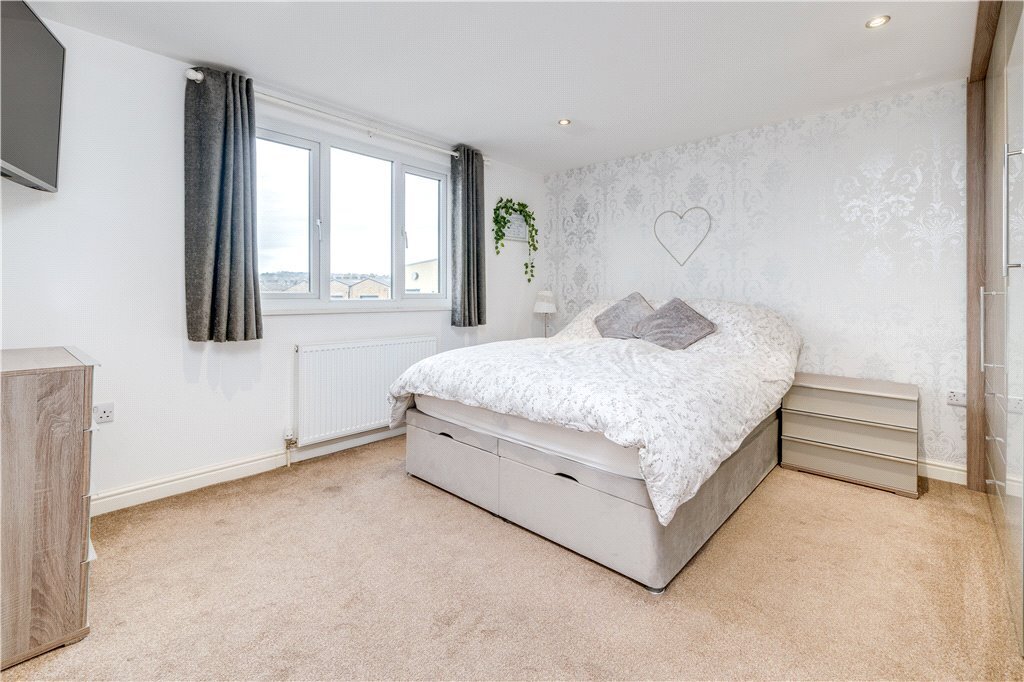 5 bedroom property for sale in Chevin Fold, Otley, West Yorkshire, LS21