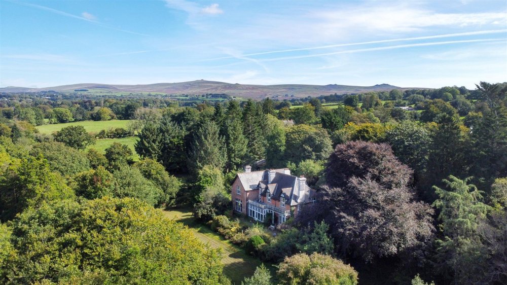 Stags 6 bedroom property for sale in Lydford