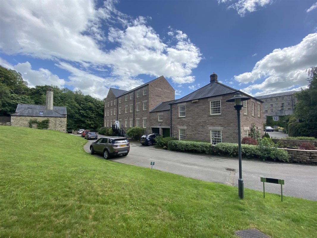 2 bedroom property for sale in Riverside Court, Calver, Hope Valley