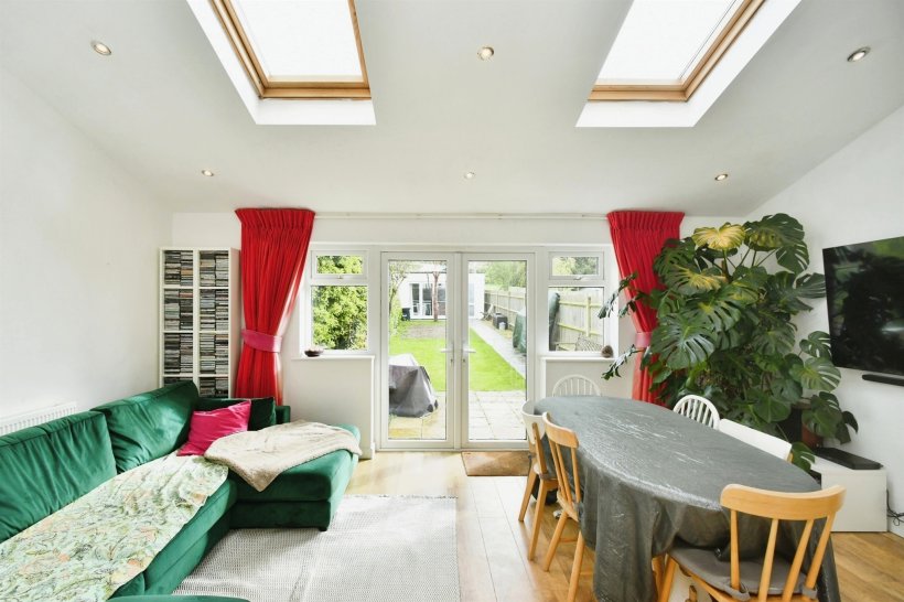 Vale Avenue, Brighton 4 bedroom semidetached house Fox & Sons