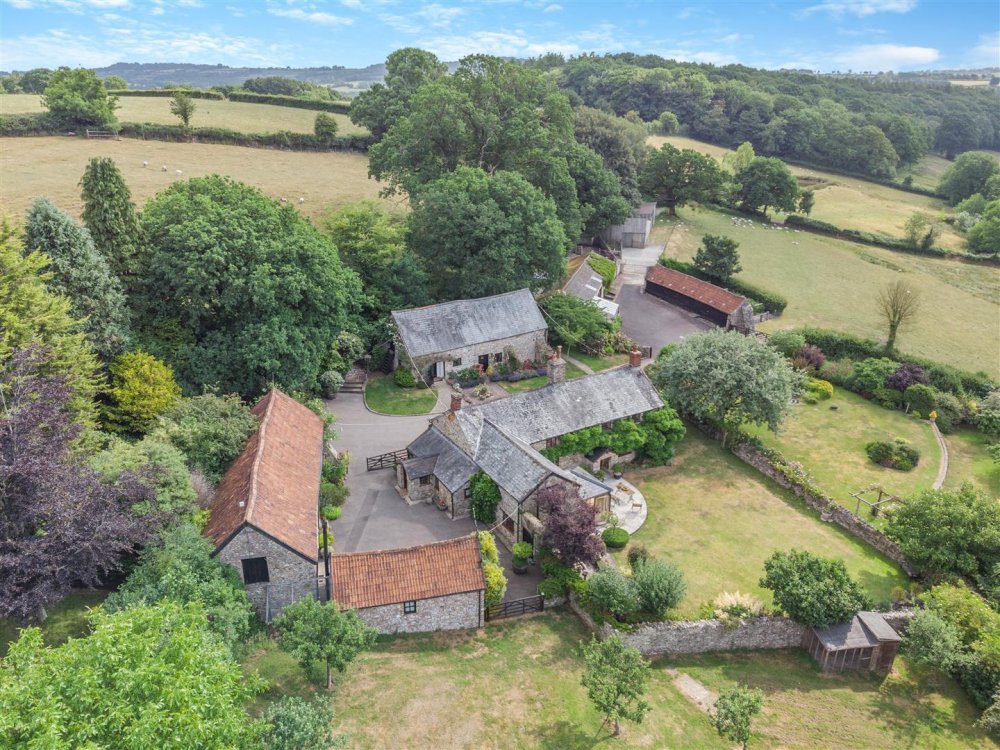 Stags 6 bedroom property for sale in East Devon
