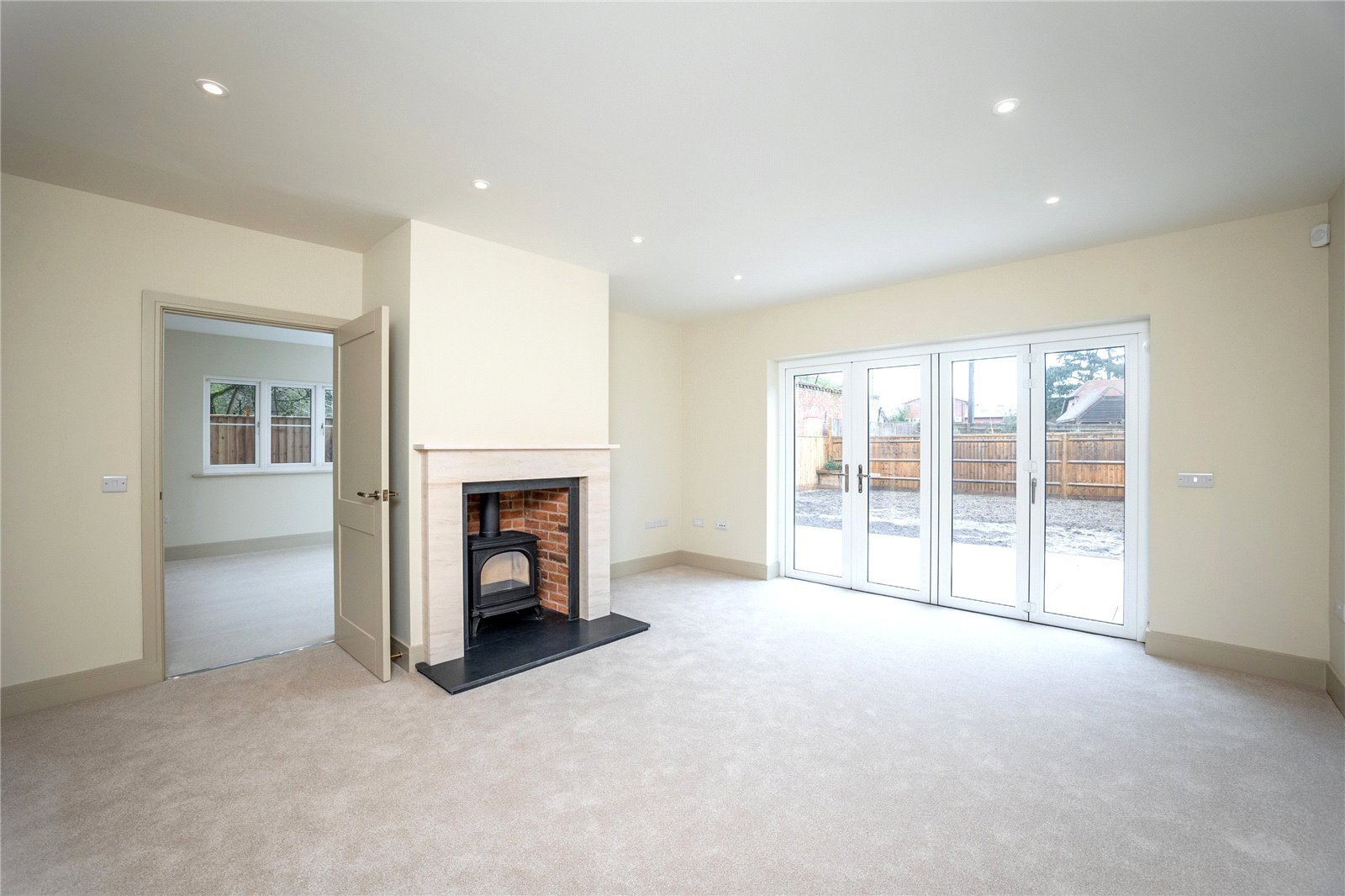 4 bedroom property for sale in Oxford Road, Chieveley, Newbury