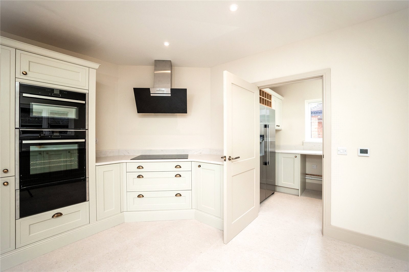 4 bedroom property for sale in Oxford Road, Chieveley, Newbury