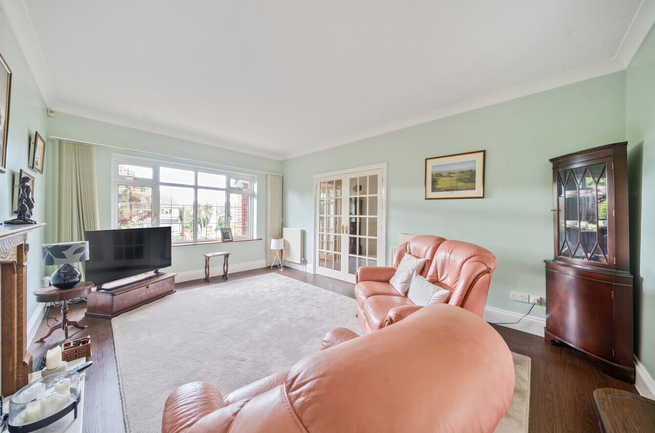 3 bedroom property for sale in Douglas Avenue, Exmouth, Devon, EX8 Guide price £700,000