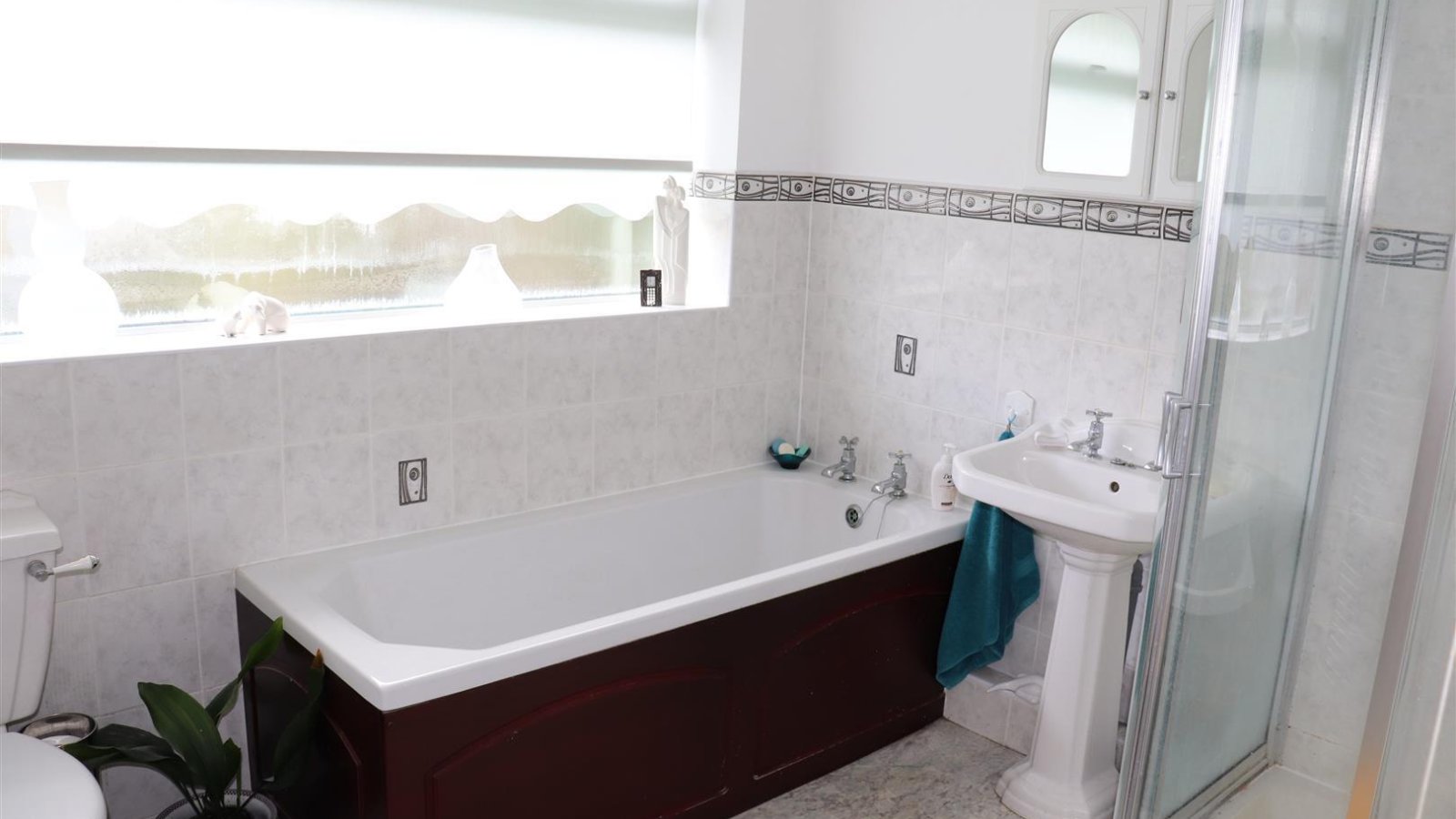 3 bedroom property for sale in Skip Lane, Walsall Guide price £480,000