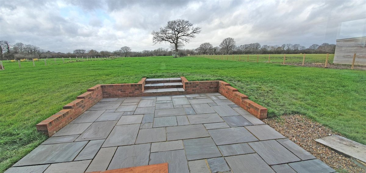 5 bedroom property for sale in Headcorn, Kent Guide price £950,000