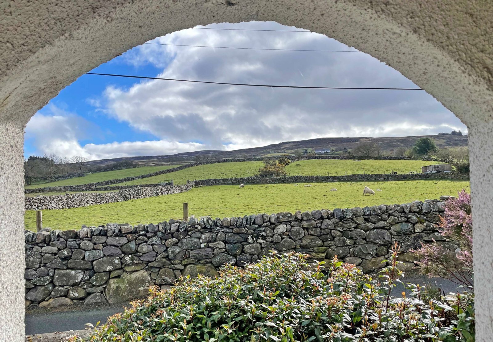 2 bedroom property for sale in Waunfawr, Caernarfon, Gwynedd, LL55