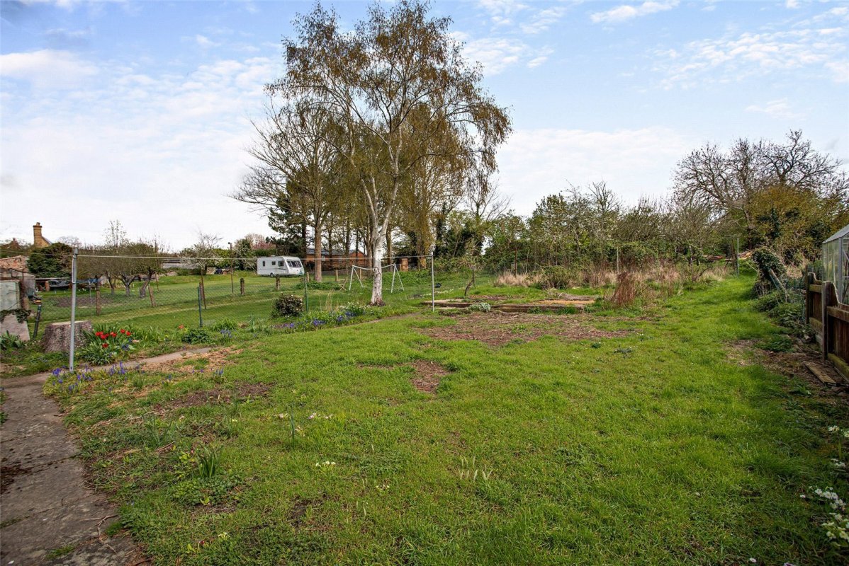 3 bedroom property for sale in Brookside Cottage, Barnwell