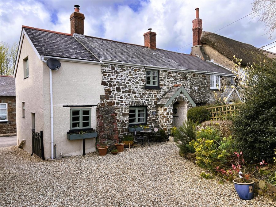 Stags 2 bedroom property for sale in Chittlehamholt