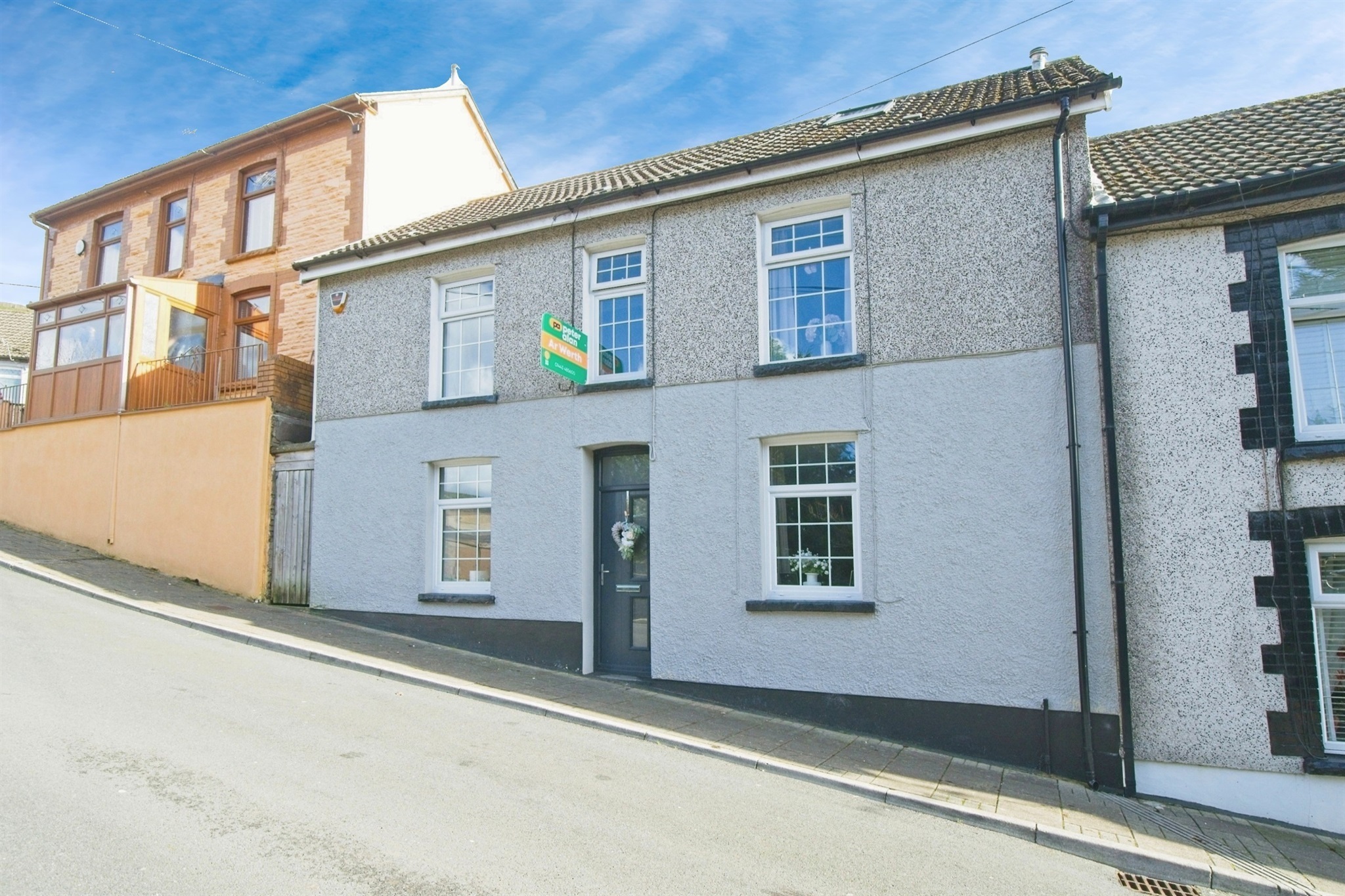 Peter Alan Estate Agents in Pontypridd Sell, Buy, Mortgages, Let or