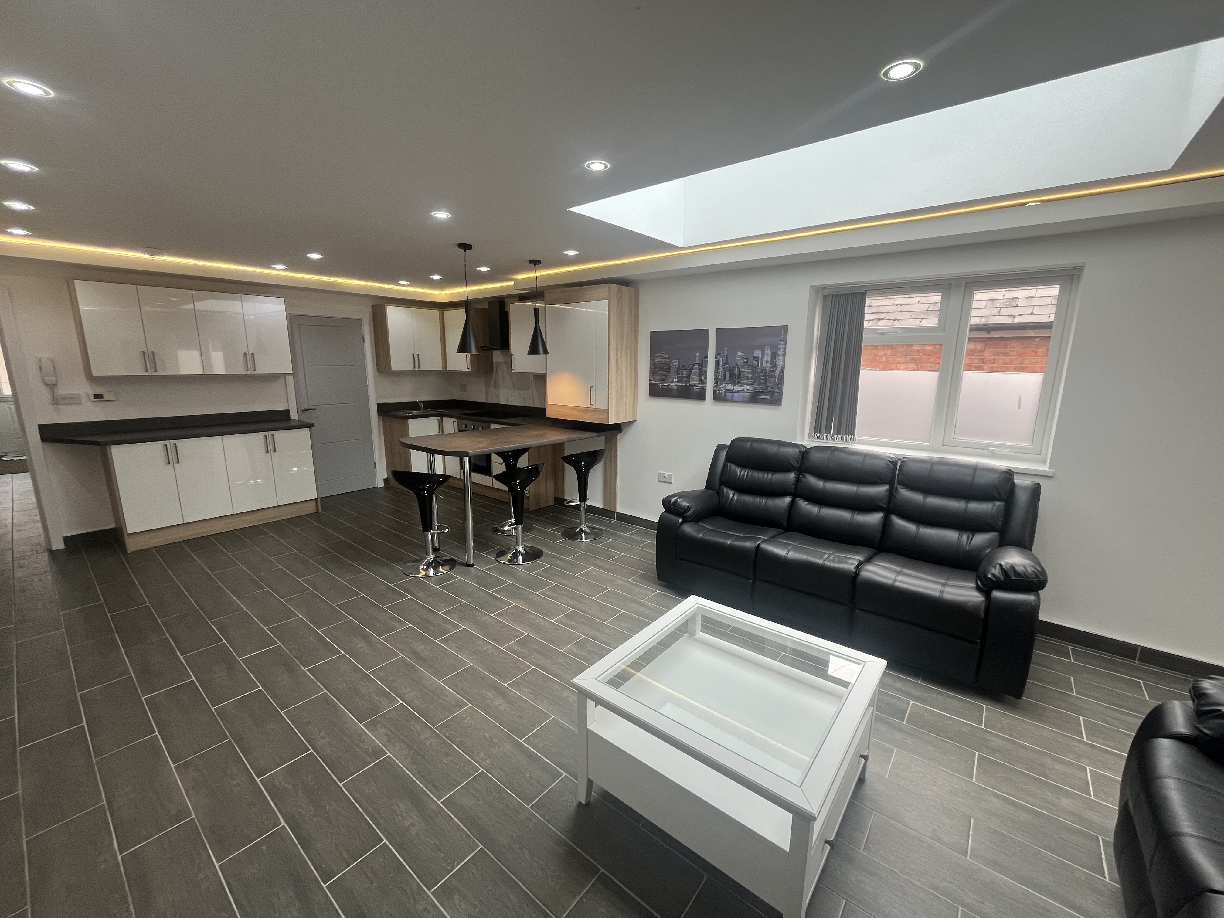 Flat 4 674 Bristol Road All Bills Included Image 2