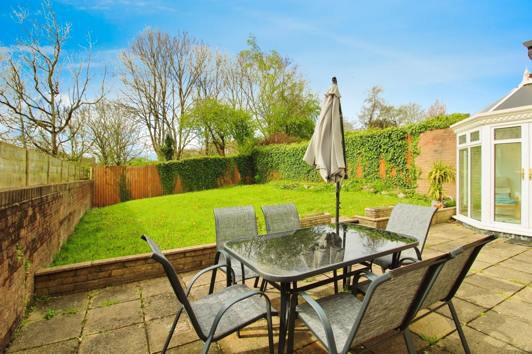 3 bedroom property for sale in Brookfield Avenue, Barry £315,000