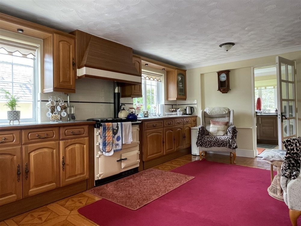 Stags 2 bedroom property for sale in Near Brayford