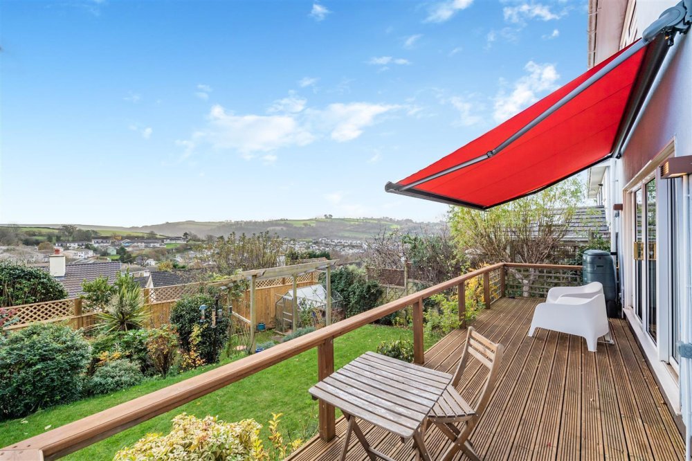 Stags 4 bedroom property for sale in Courtfield, Totnes