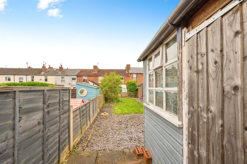 Spencer Street, Kidderminster 3 bedroom terraced house Shipways