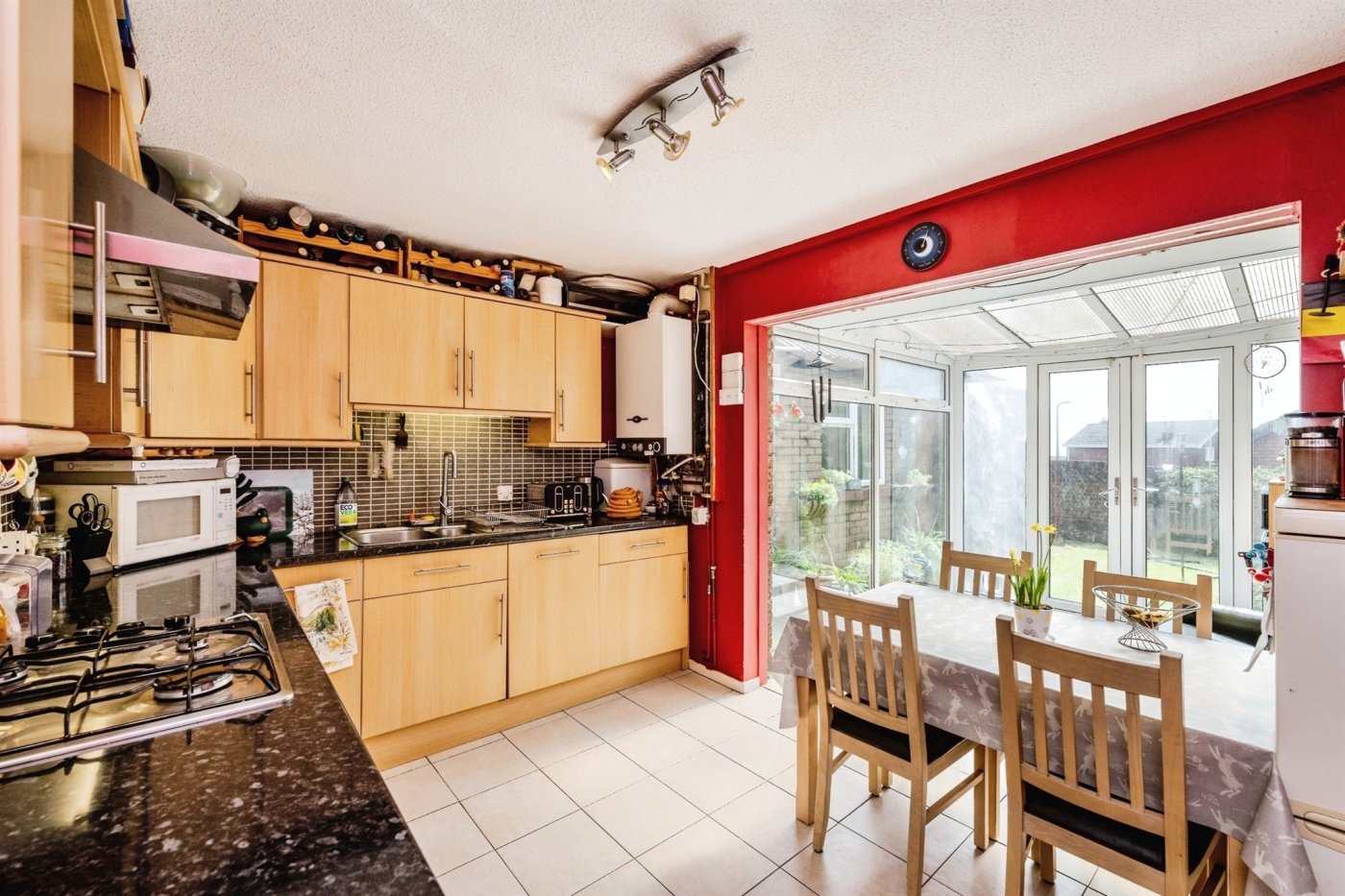 2 bedroom property for sale in Huntingdon Way, Sketty, SWANSEA Offers