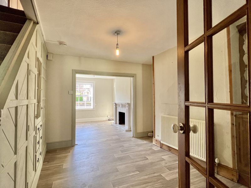 2 bedroom property for sale in Staplegrove Road, Taunton £190,000