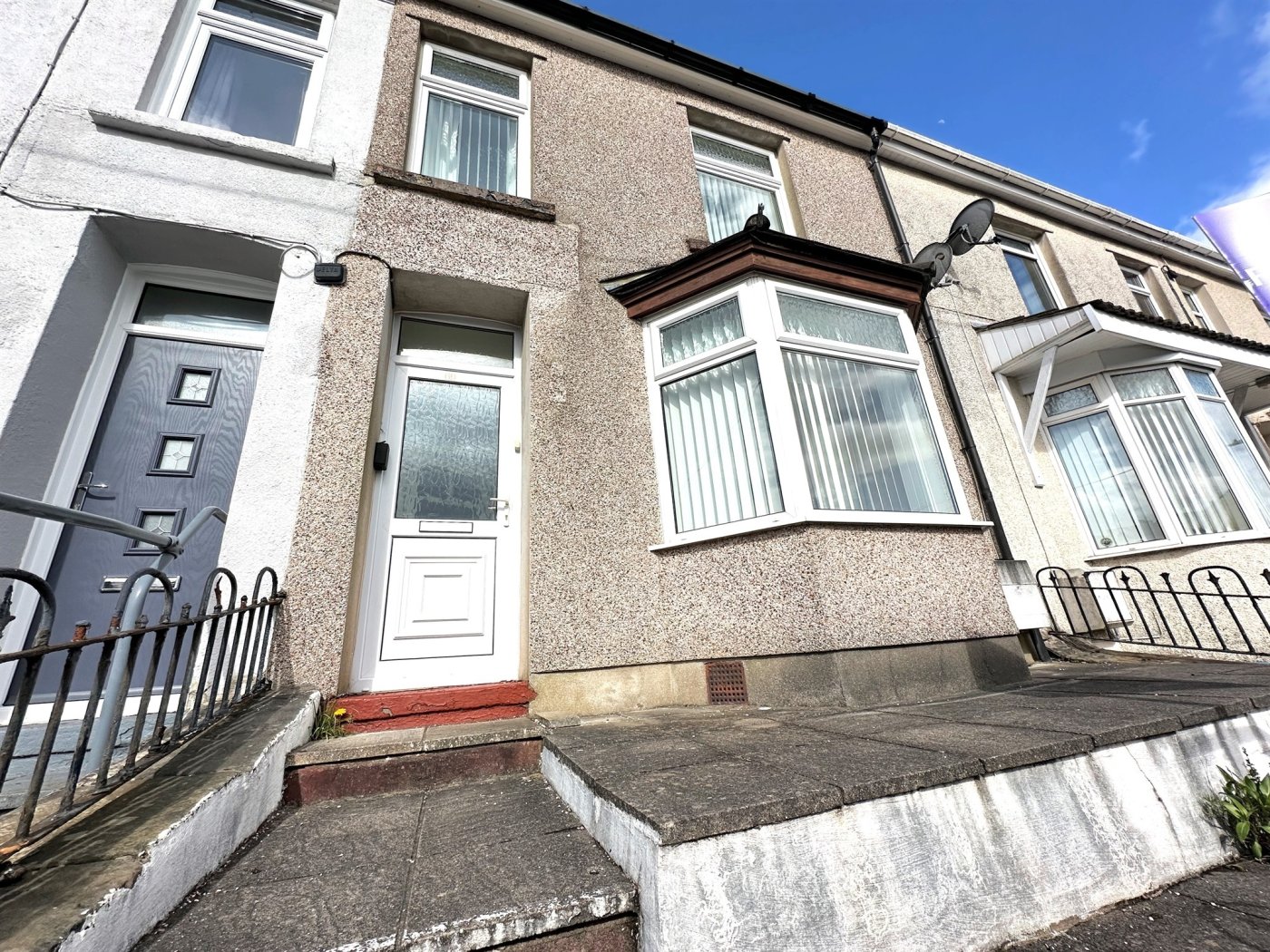 3 bedroom property for sale in Bryn Terrace, Brynithel, Abertillery