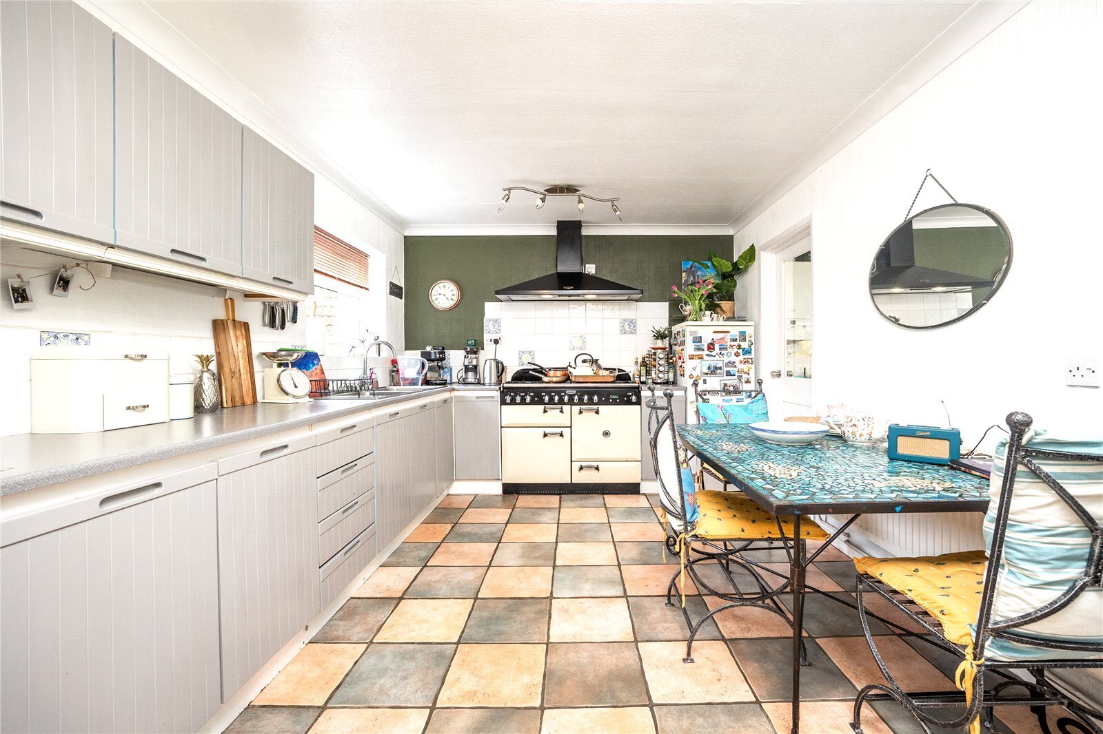 4 bedroom property for sale in Gorselands, Newbury, Berkshire, RG14