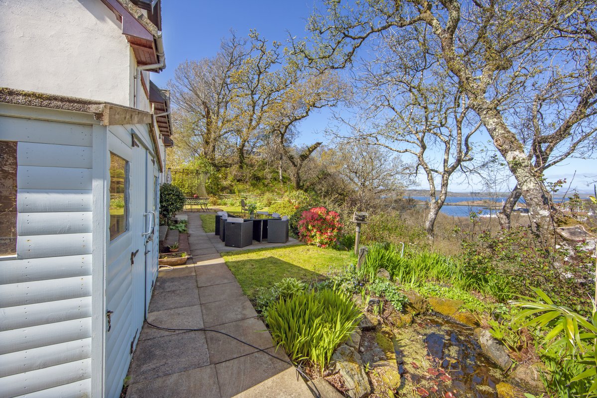 4 bedroom property for sale in Craobh House, Craobh Haven, By