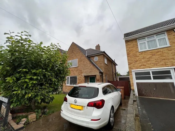 BALMORAL ROAD, MELTON MOWBRAY