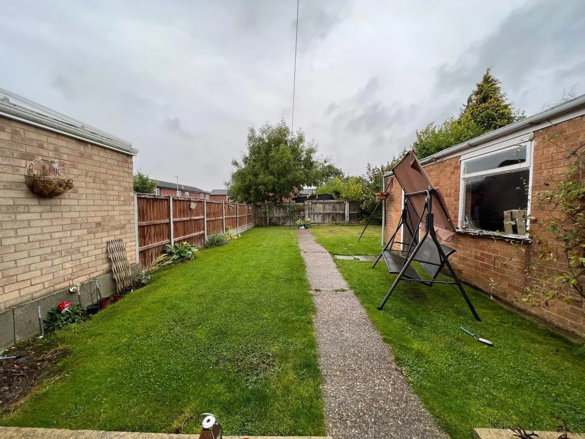 BALMORAL ROAD, MELTON MOWBRAY