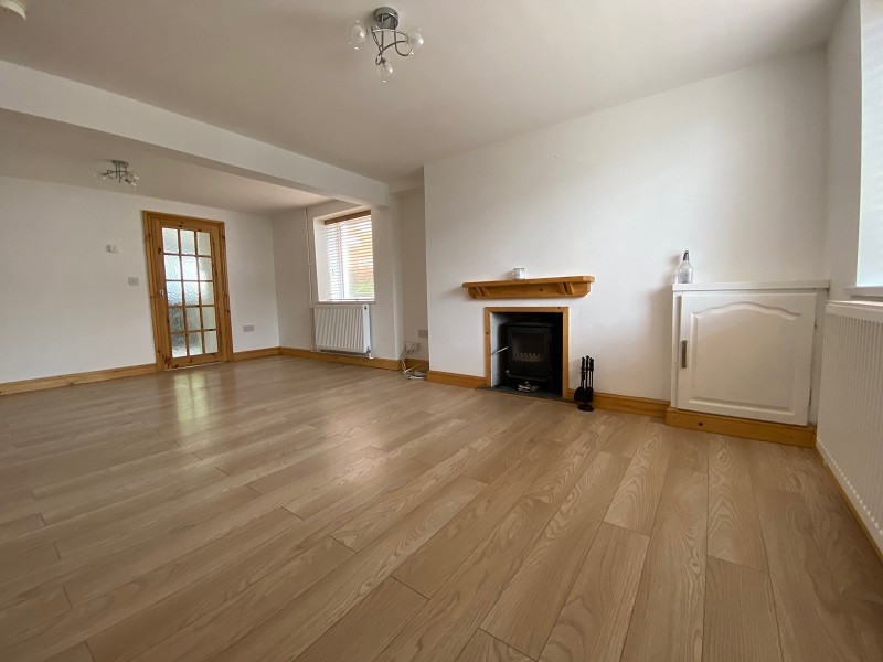 2 bedroom property for sale in Queens Road, Skewen, Neath, Neath Port