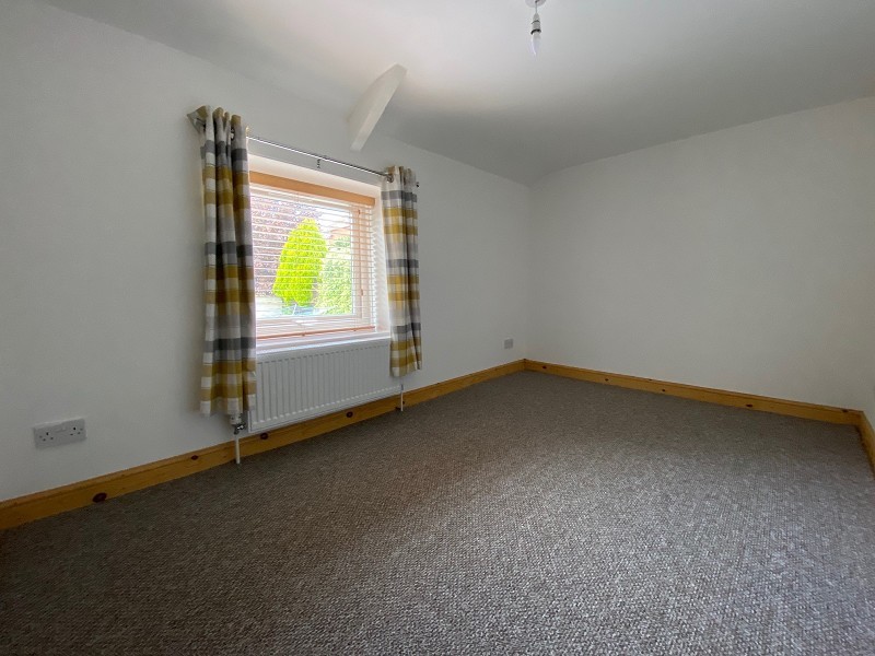 2 bedroom property for sale in Queens Road, Skewen, Neath, Neath Port