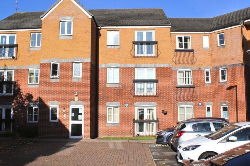 Anchor Drive, TIPTON 2 bedroom flat Shipways