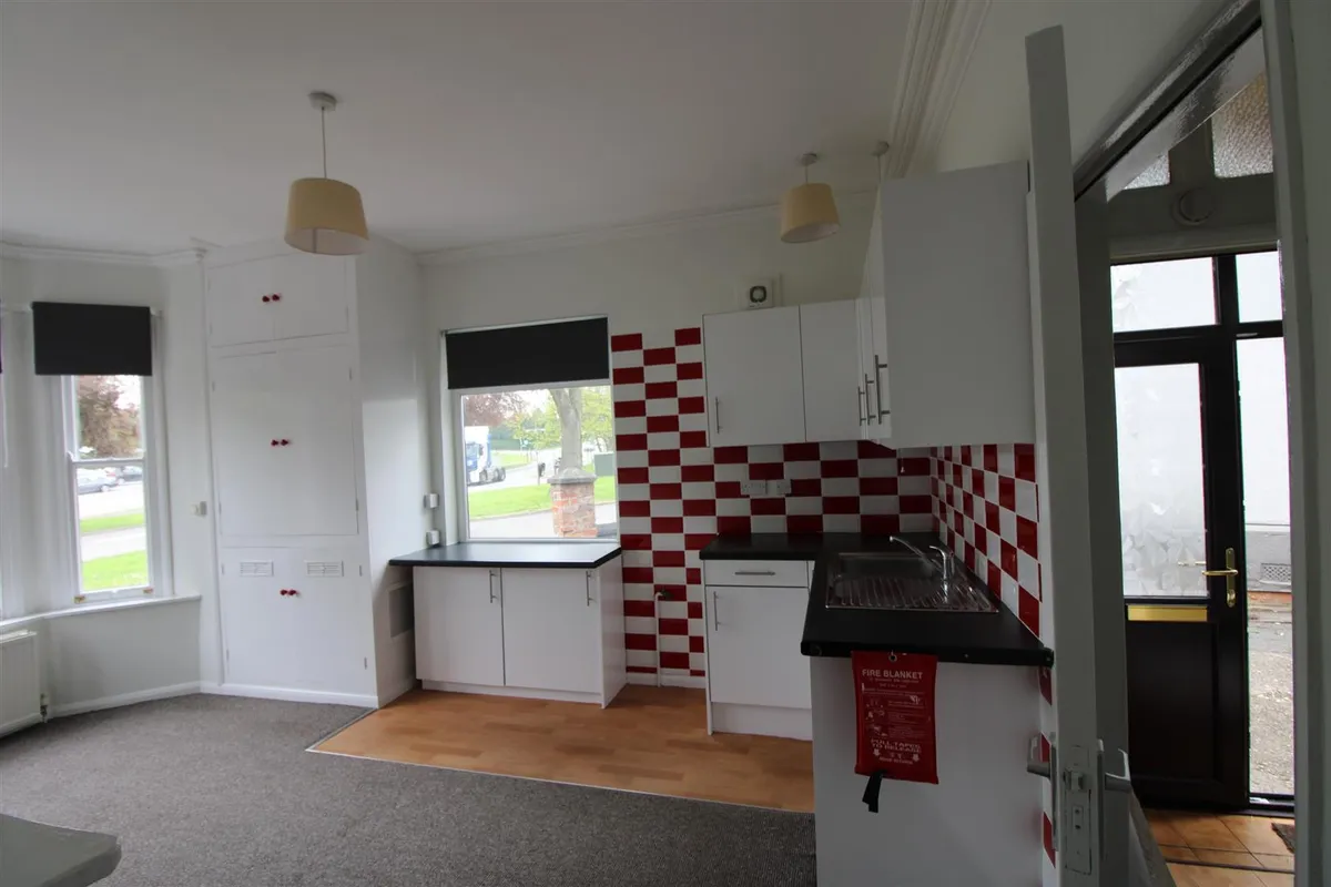 THE CRESCENT, MELTON MOWBRAY