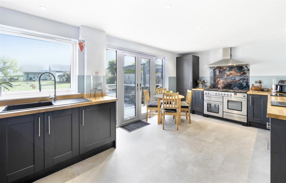 Stags 4 bedroom property for sale in Kehelland, Camborne