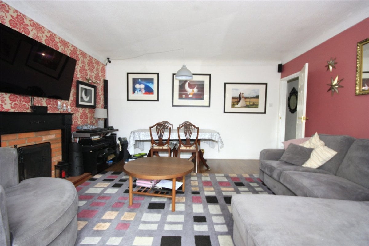 2 bedroom property for sale in Glenleigh Park, Havant, Hampshire, PO9