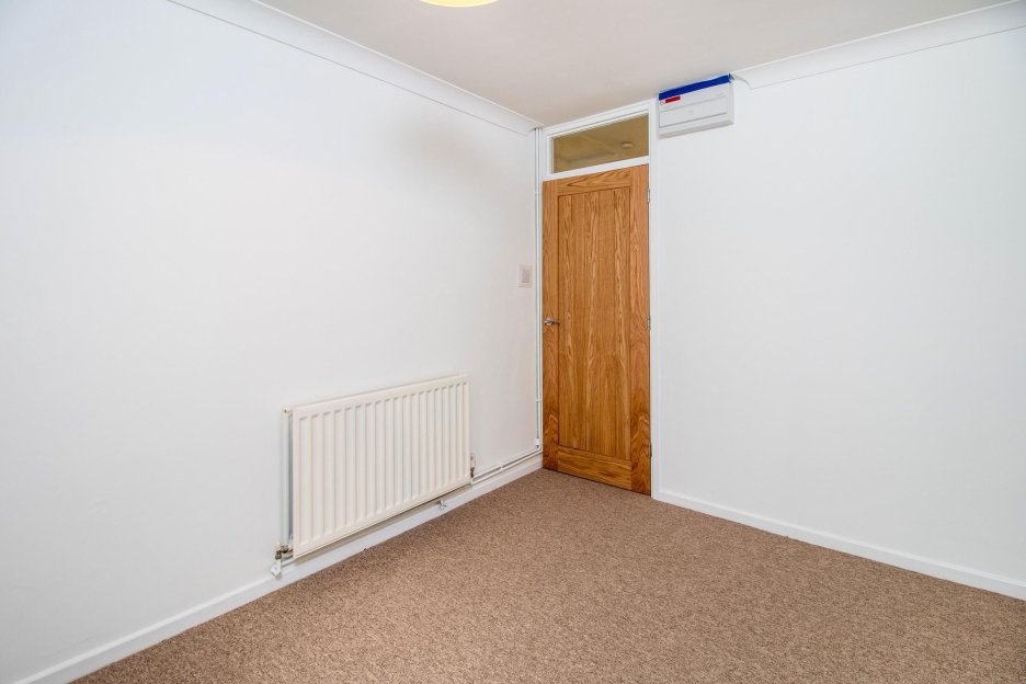 2 bedroom property to let in Cromwell Road, Saffron Walden, Essex £